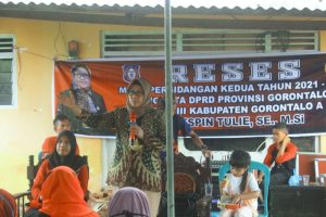 Reses Espin Tulie, Masyarakat Keluhkan Aturan Penerima Bansos