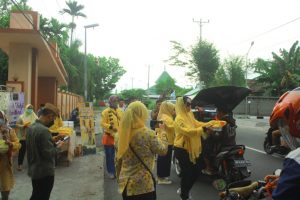 KPPG Gorontalo Bagikan Takjil Istimewa