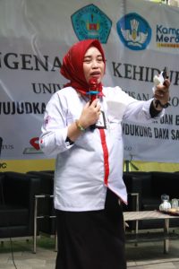 Hadiri PKKMB Unisan, Ini Penyampaian Fatma Ngabito Untuk Maba