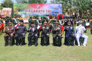 Hadiri HUT TNI ke-77, Paris Jusuf Ajak Masyarakat Dukung Program TNI
