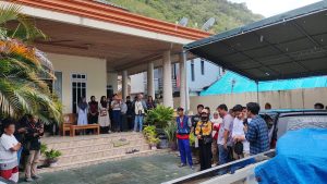 Puluhan Masyarakat Geruduk Rumah Aleg Provinsi Dapil Hulonthalangi