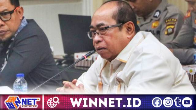 23 Tahun Gorontalo di Mata Adhan Dambea: “Tidak Ada yang Istimewa”