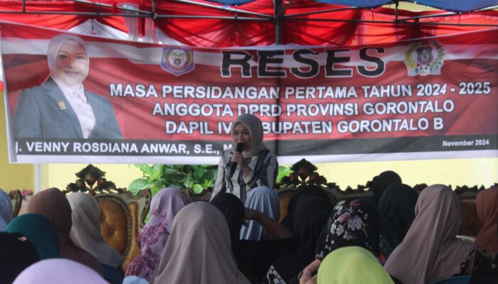 Venny Rosdiana Anwar Komitmen Realisasikan Aspirasi Warga Desa Iloheluma