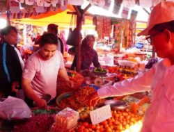 Sekda Gorontalo Pantau Ketersediaan Bahan Pokok Jelang Ramadan, Pasar Murah Bersubsidi Siap Digelar