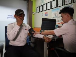 KAI Daop 2 Bandung Siapkan Sejumlah Petugas untuk Menjaga Keamanan, Keselamatan, dan Kenyamanan Perjalanan Kereta Api pada Masa Angkutan Nataru 2025/2026