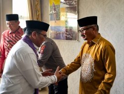 Ketua DPRD Gorontalo Hadiri Prosesi Adat Mopotilolo Sambut Kajati Baru